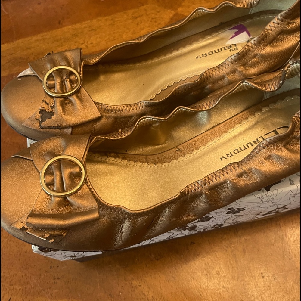 New CL By Laundry Bronze Low Heel Ballet Shoes 9.5